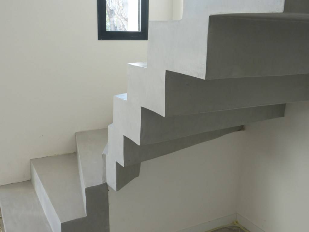Création d'escalier en béton Évry